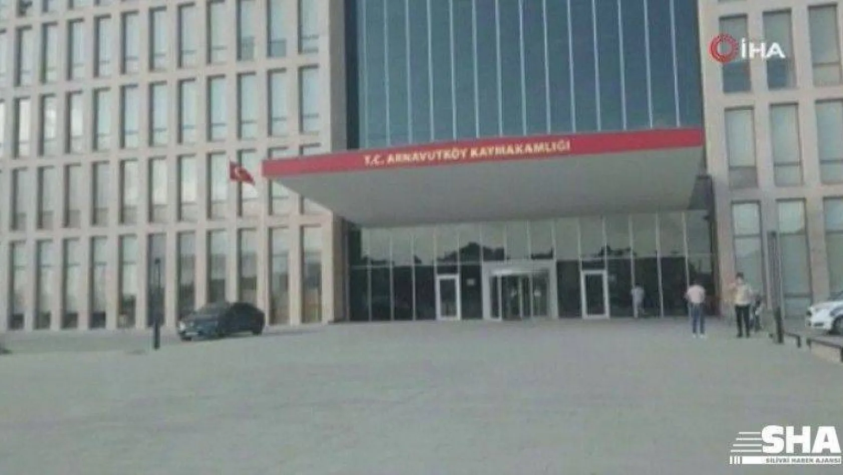 Arnavutköy'de 3.9 milyon TL'lik dolandırıcılığı tapu memuru durdurdu