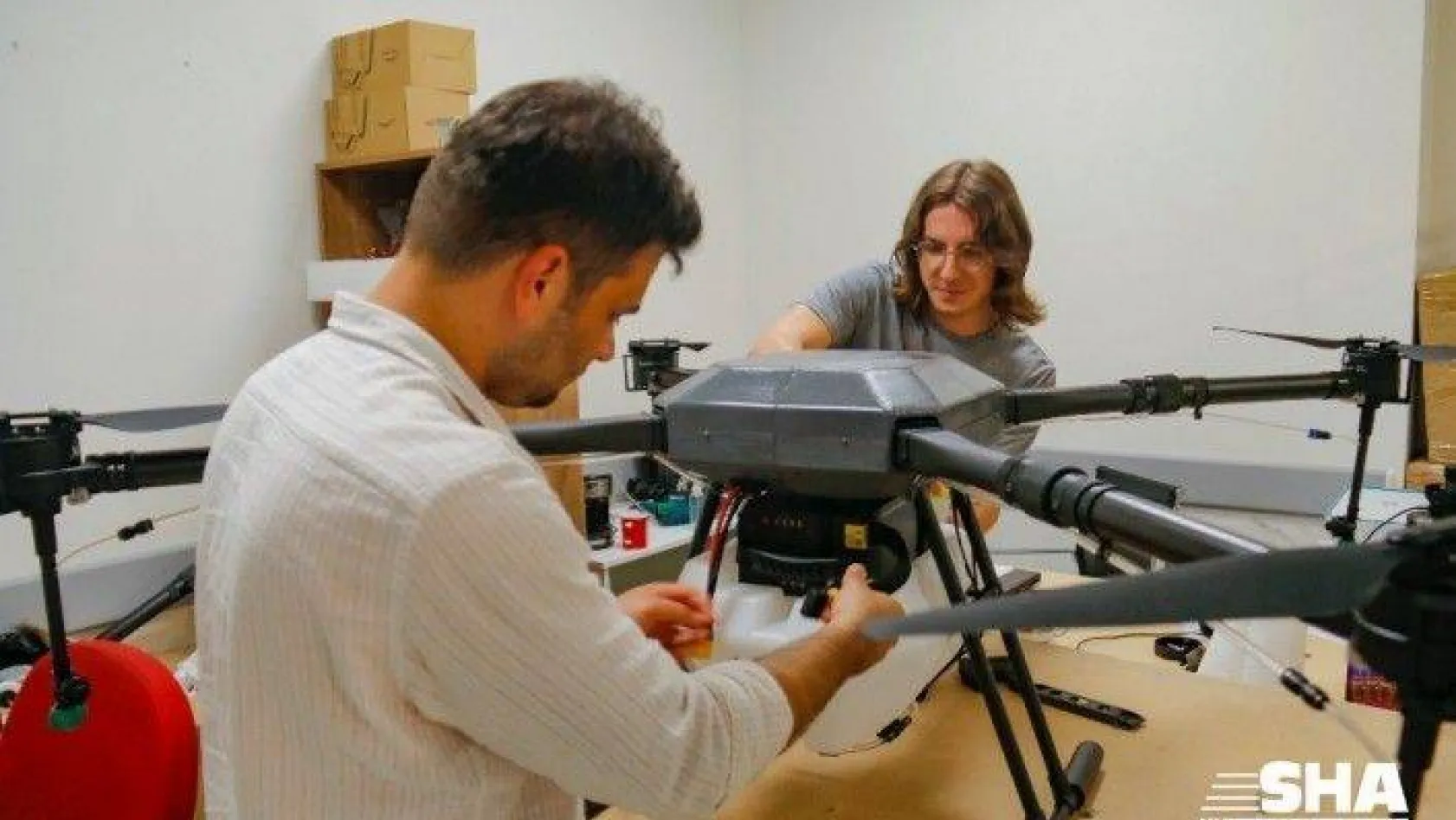 (Özel) Rize'deki zorlukları gören mühendis yerli tarımsal drone tasarladı