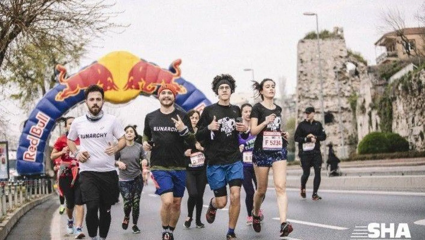 Red Bull Challengers Vodafone İstanbul Yarı Maratonu'na hazır