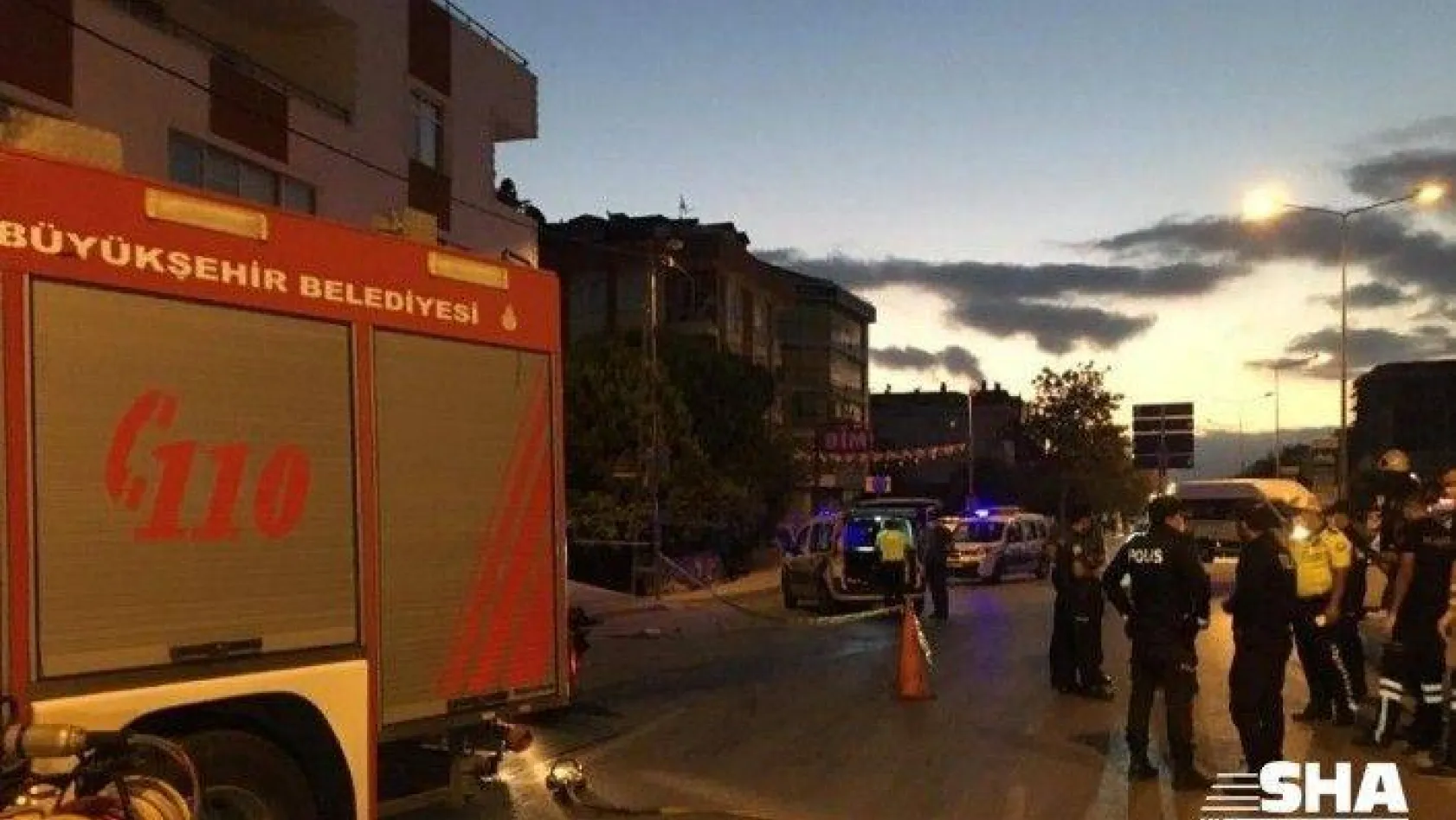 Sancaktepe'de Emniyet kemeri takılı olmayan sürücü, kazada, araçtan savrularak  öldü