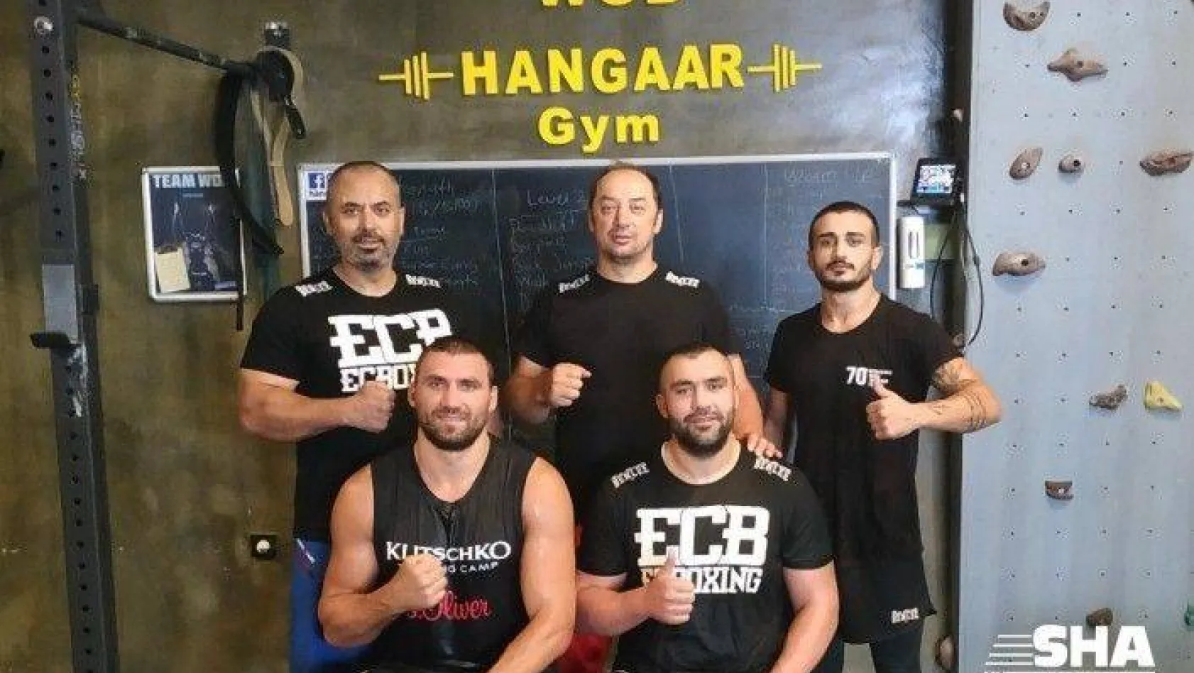 Türk boksörler Ukrayna'da ringe çıkıyor