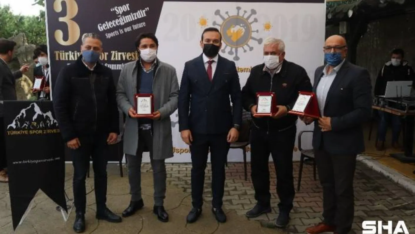 3. Türkiye Spor Zirvesi yapıldı ve ödüller dağıtıldı