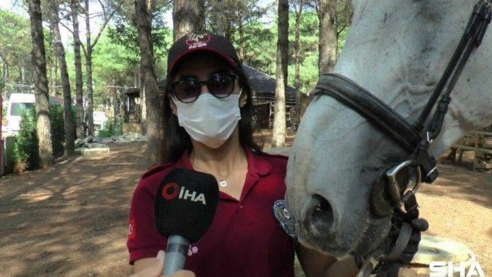 Atlı polisler İstanbul Aydos'ta denetim yaptı