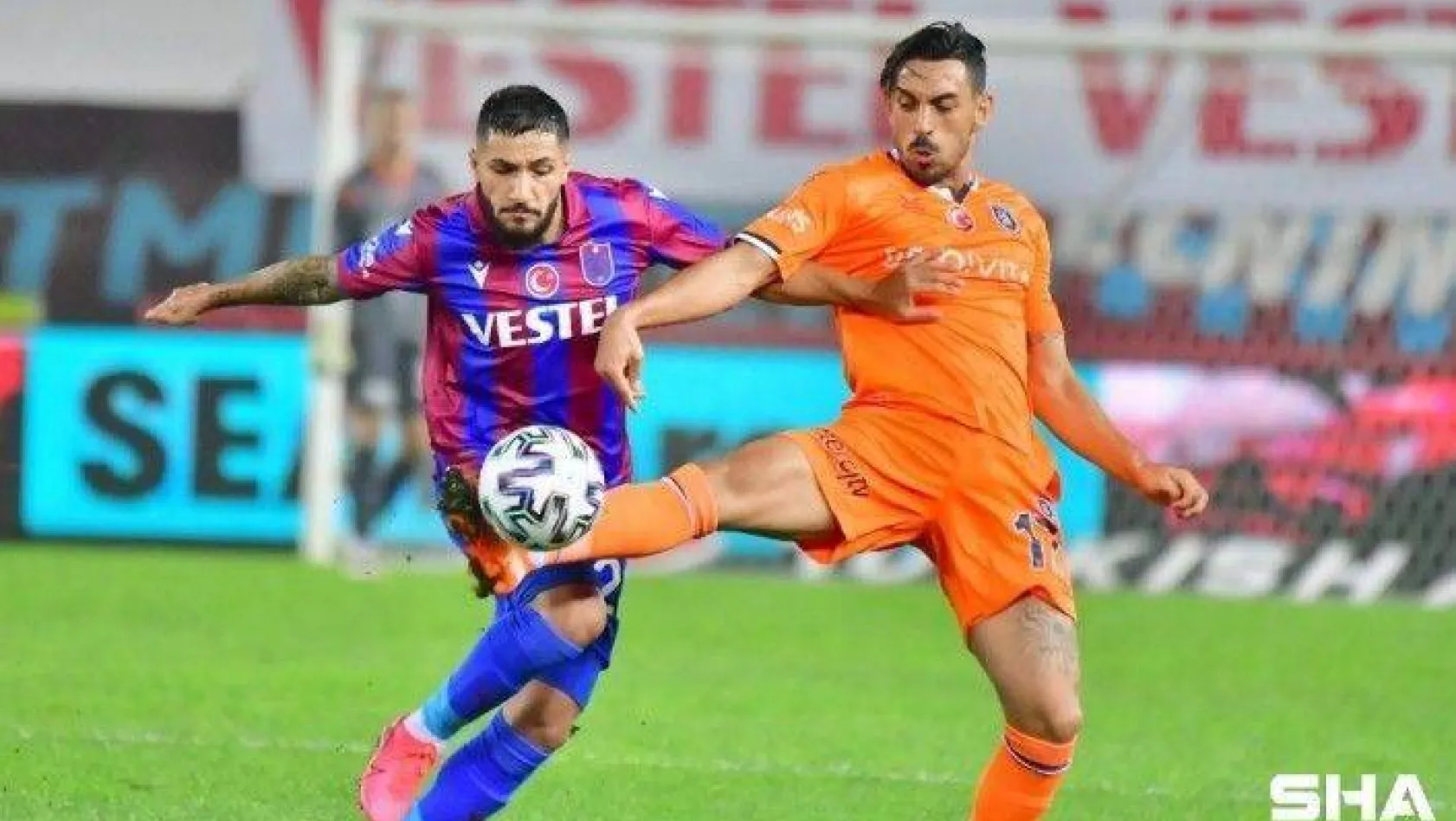 Başakşehir'de sezonun ilk golü İrfan Can'dan