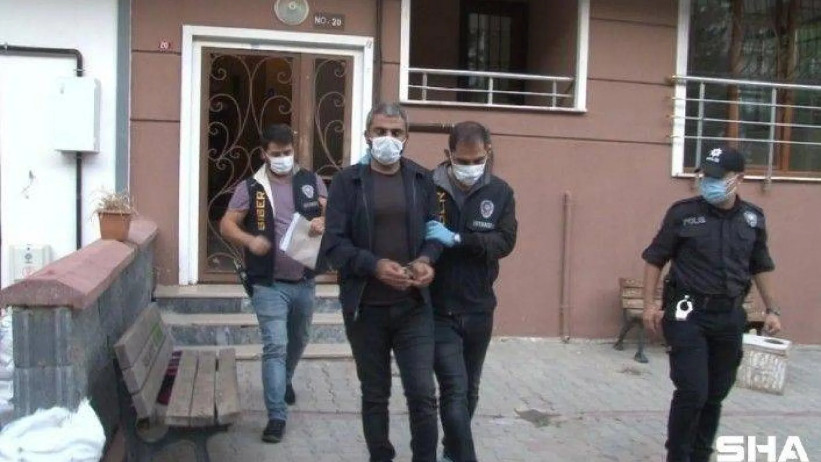 İstanbul'da siber suçlarla mücadele polisinden çok sayıda adrese eş zamanlı operasyon