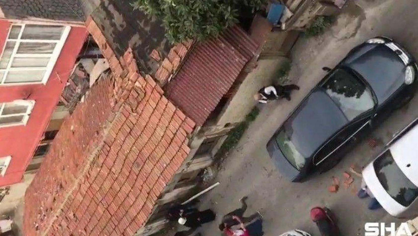 (Özel) Beyoğlu'nda pompalı dehşeti kamerada: 1 ölü