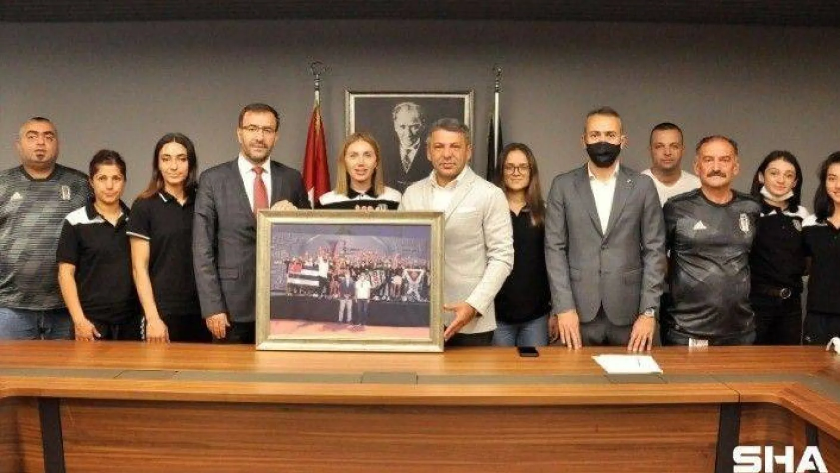 TAF Başkanı Fatih Çintimar'dan Beşiktaş'a ziyaret