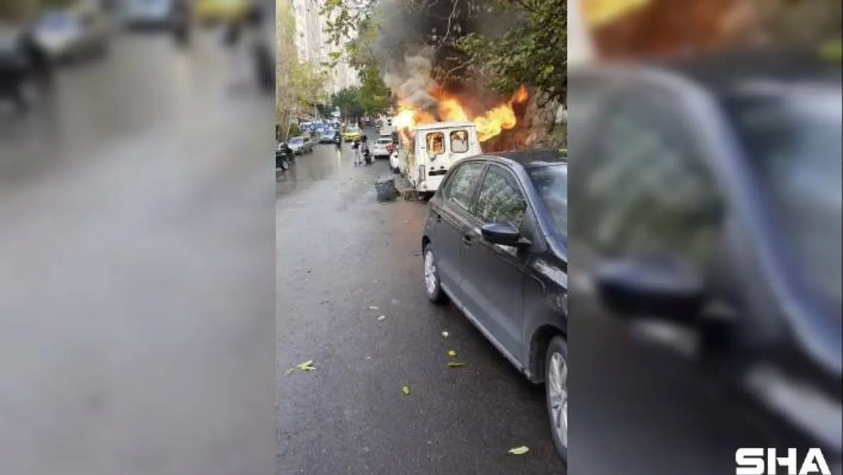 (Özel) İstanbul'da korku dolu anlar: Minibüsler alev alev yandı