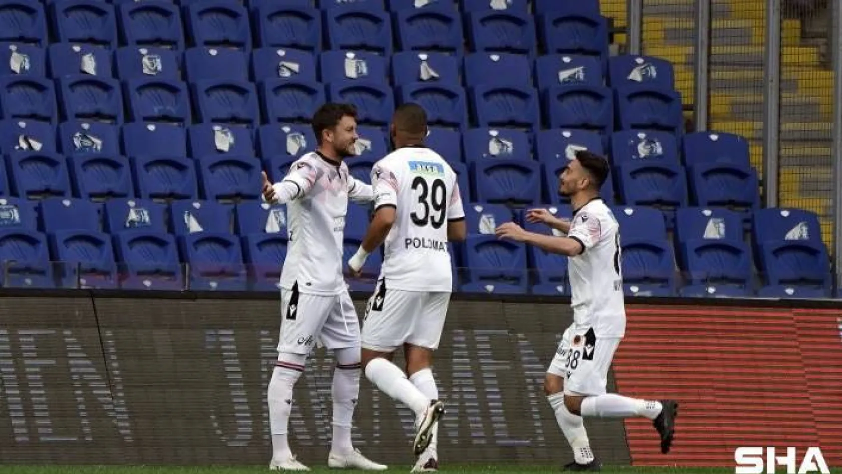 Süper Lig: M.Başakşehir: 0 - Gençlerbirliği: 1 (Maç devam ediyor)