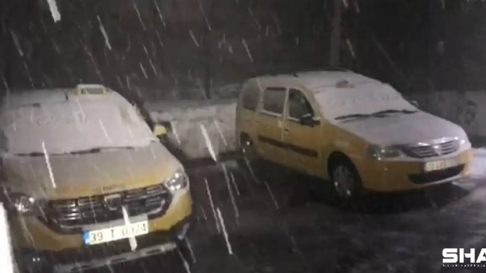 Kırklareli'de ve Edirne'de kar yağdı!