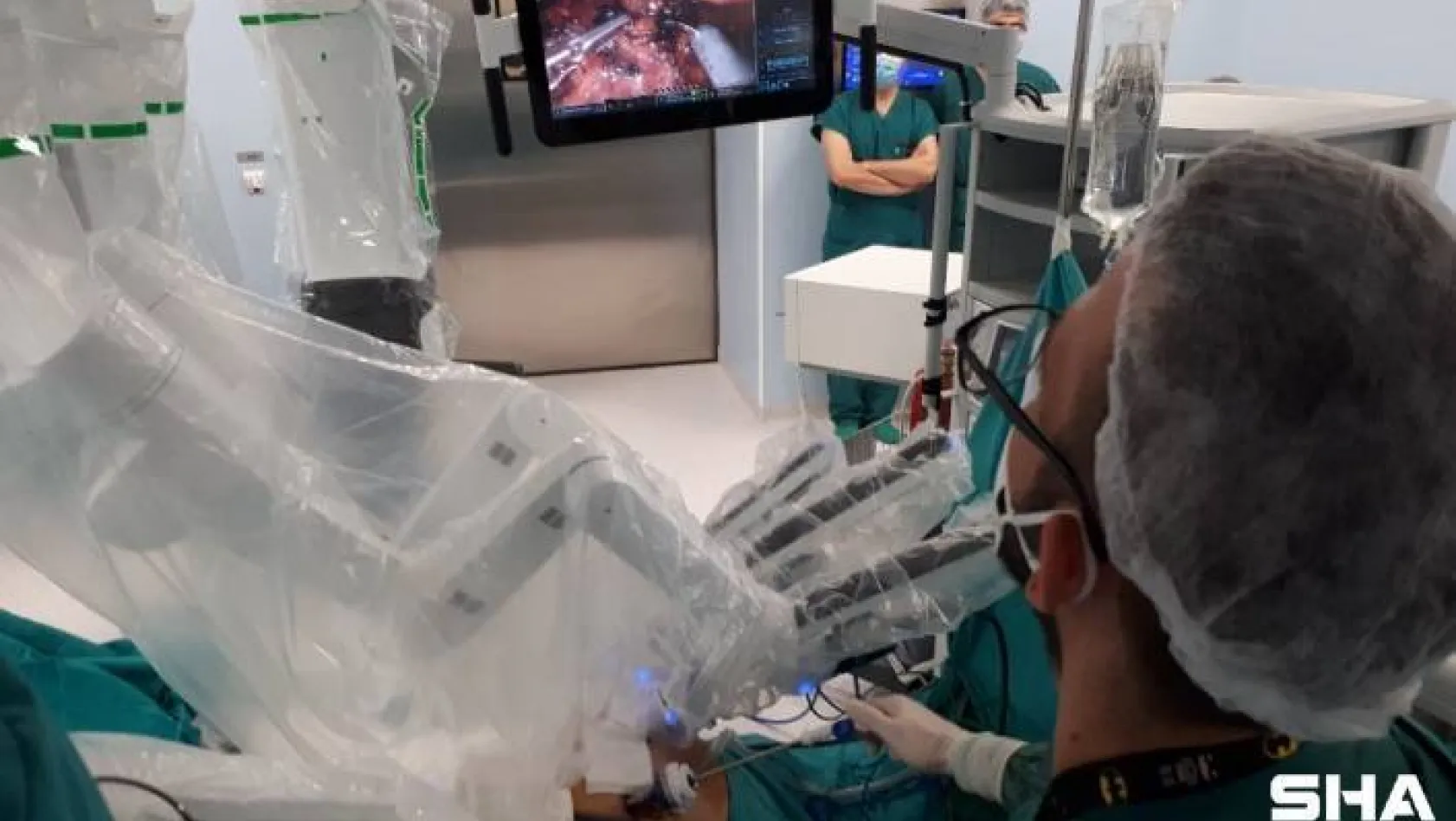 Şehir hastanesinde pandemi döneminde robotik cerrahi ameliyatı