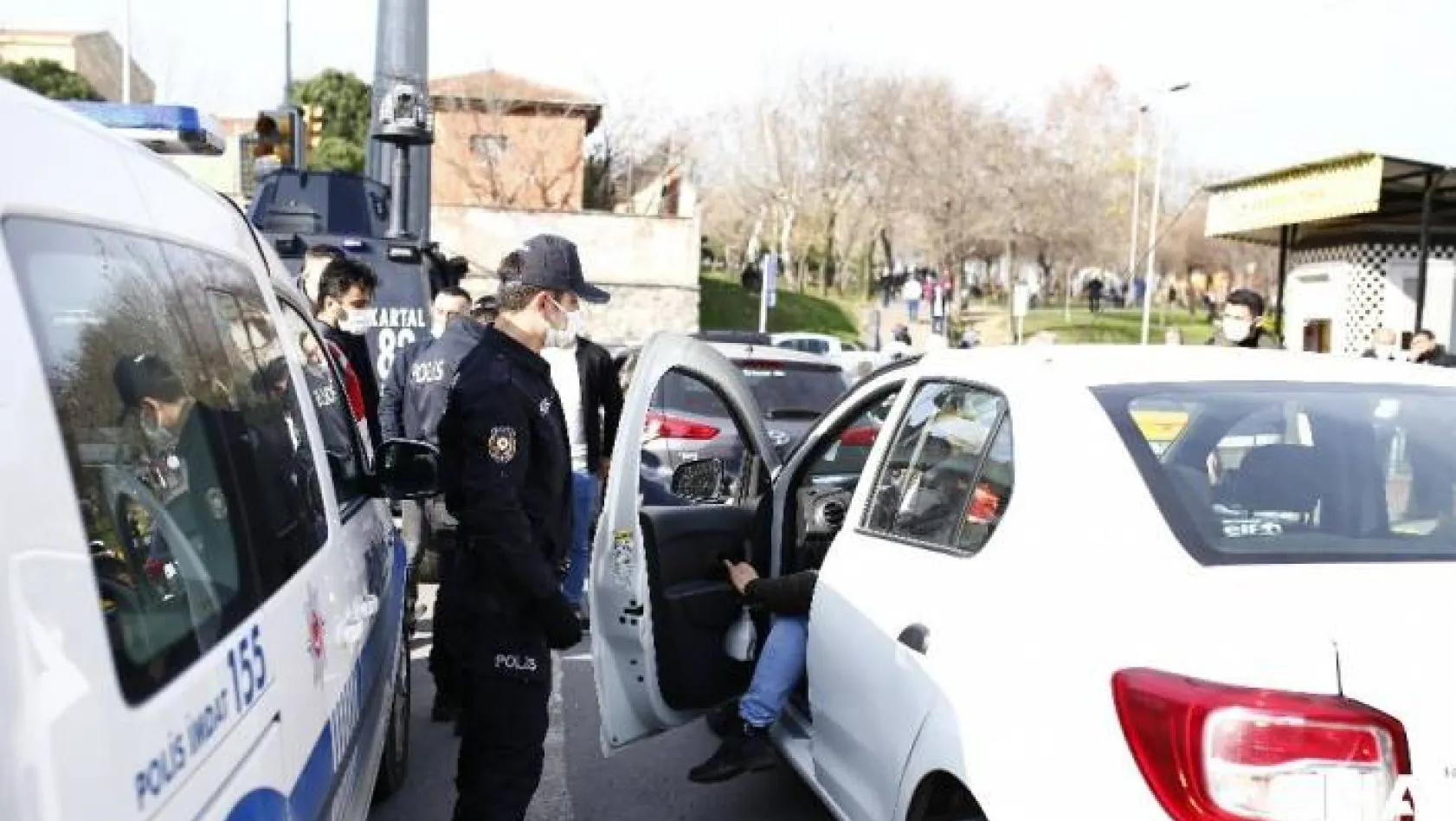 Okmeydanı'nda özel harekat polisi desteli dev uygulama