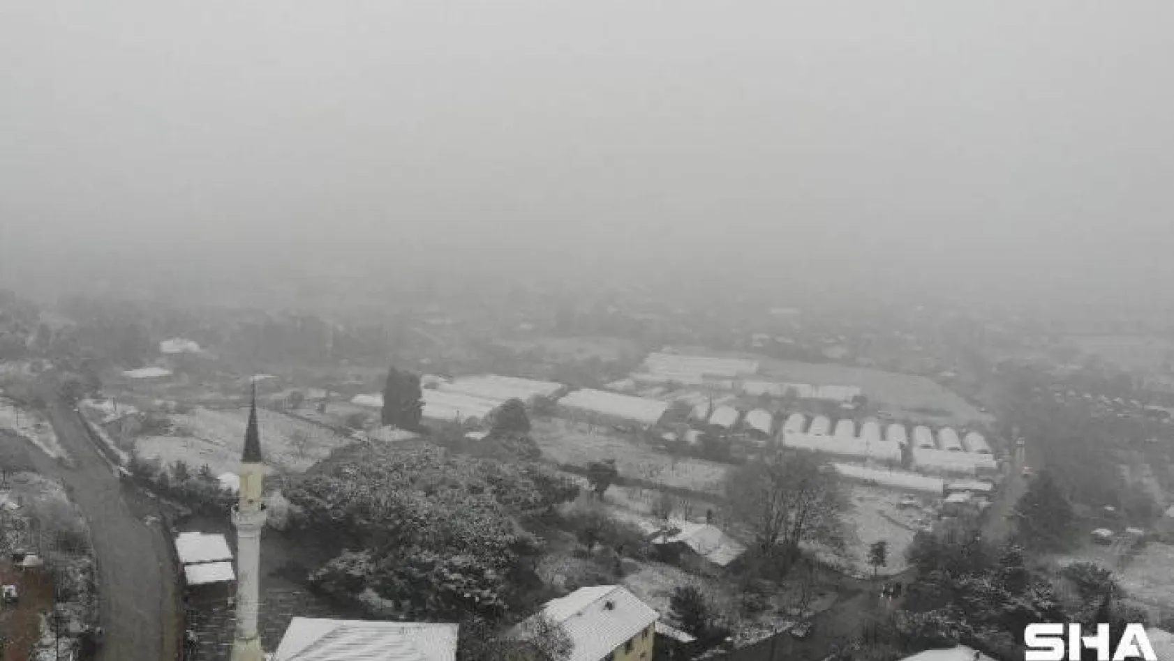 (Drone)İstanbul'da kar yağışı havadan görüntülendi