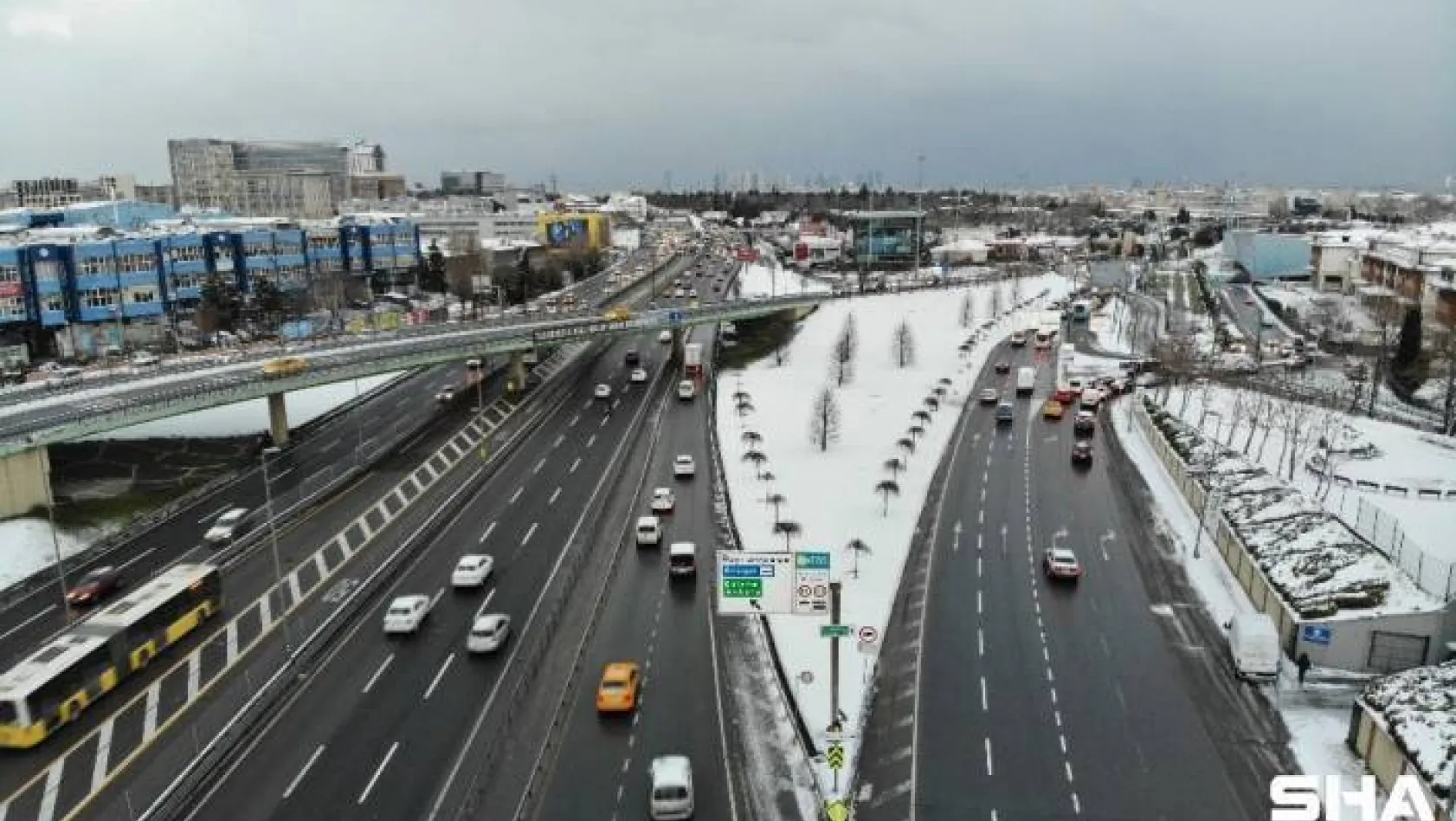 İstanbul trafiğindeki son durum havadan görüntülendi