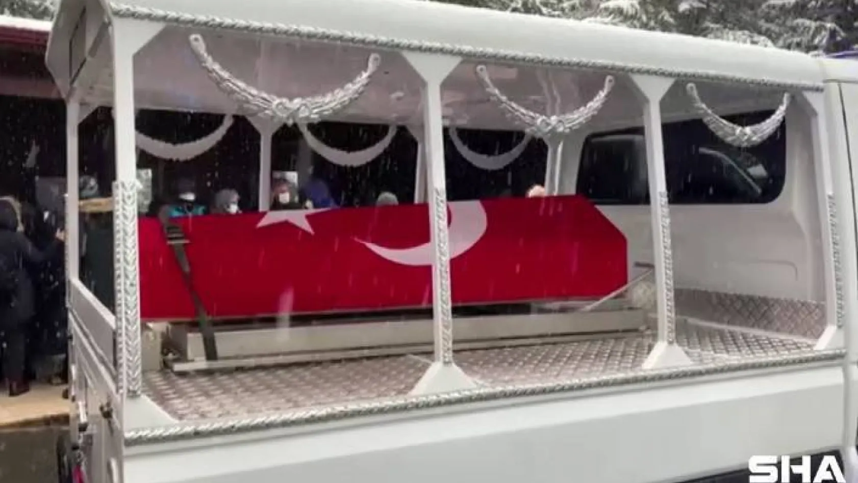 Kadir Topbaş'ın cenazesi Zincirlikuyu Gasilhanesi'nden alındı