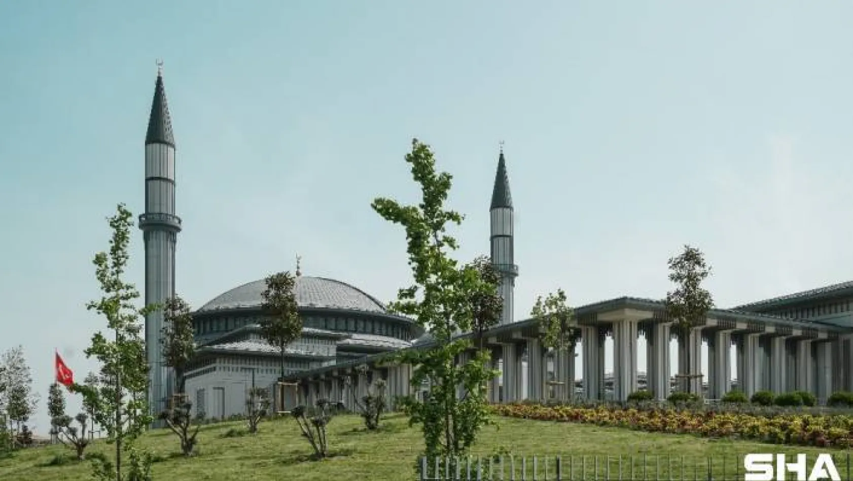 (ÖZEL) İstanbul Havalimanı 'Ali Kuşçu' Cami mimarisi ile göz kamaştırıyor