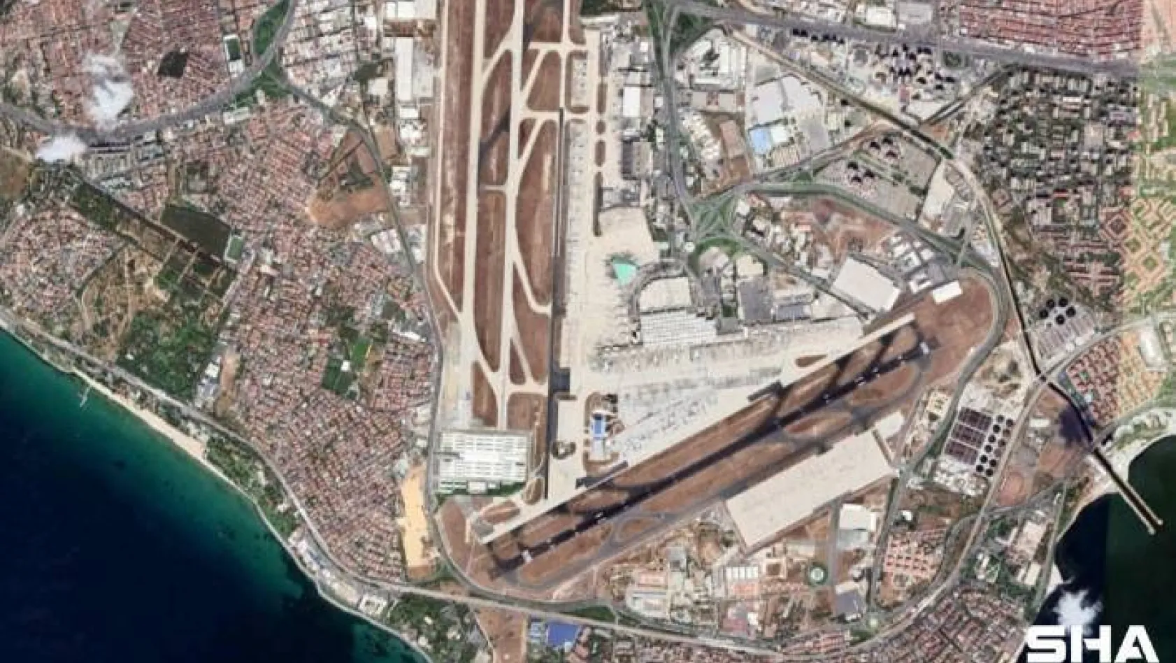 (Özel) İstanbul'un pandemi hastanesi uydu görüntülerine yansıdı