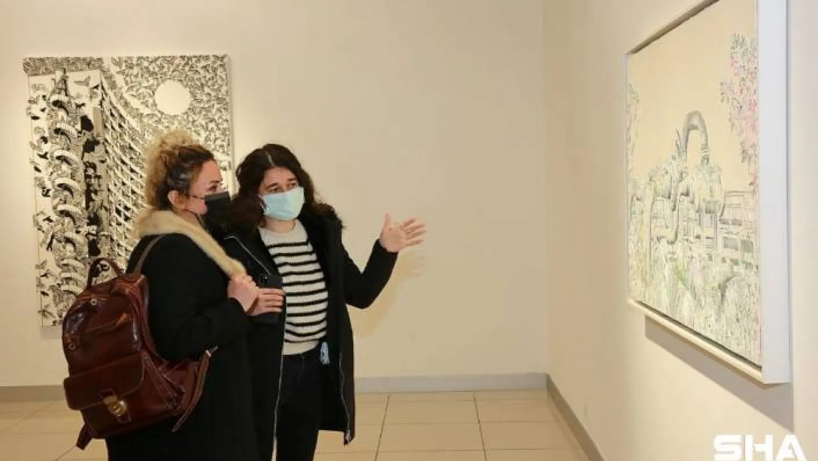 Pandeminin sanatçılara yansıması 'Yeniden' sergisiyle sanatseverlerin beğenisine sunuldu