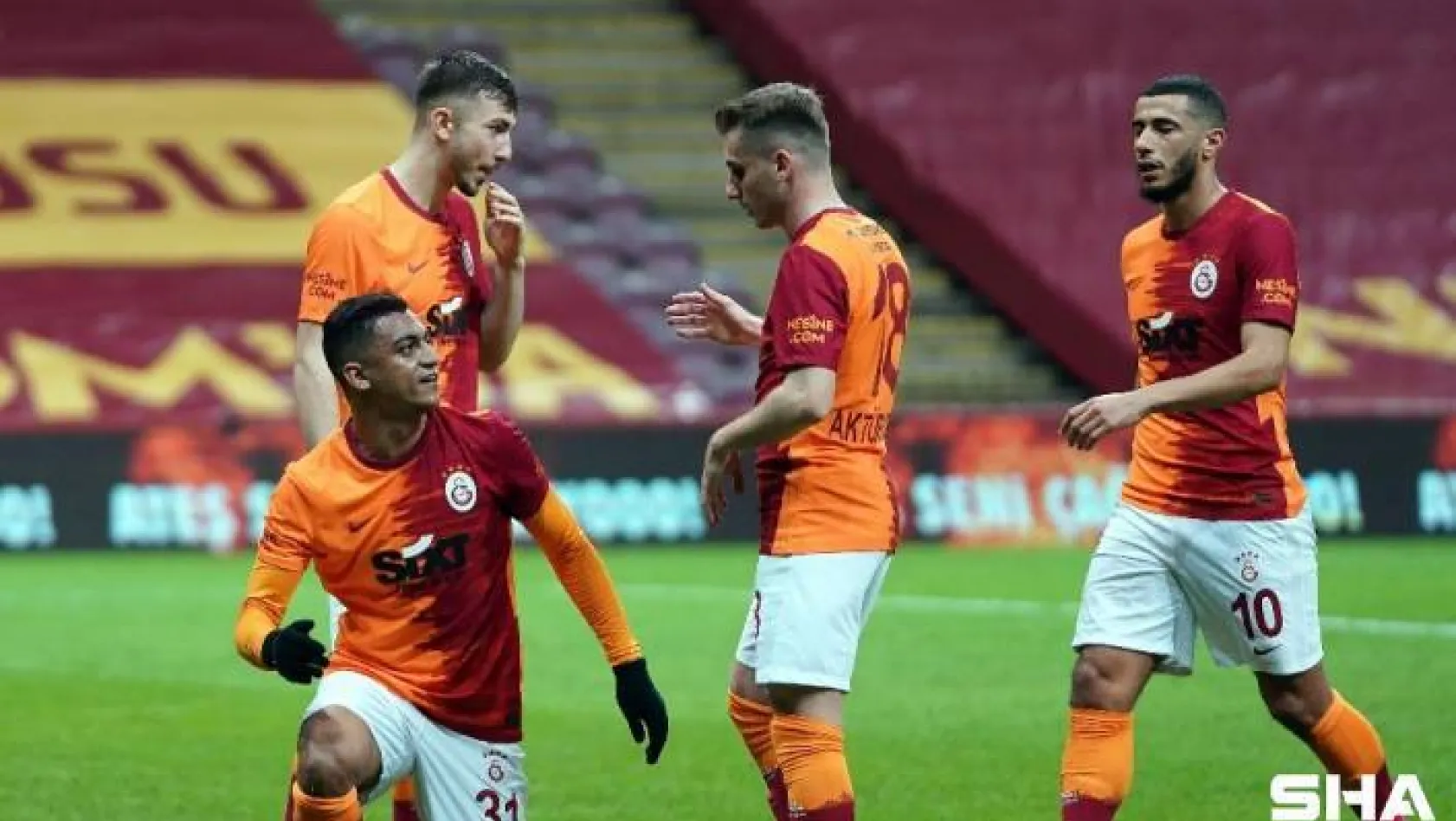 Süper Lig: Galatasaray: 3 - Medipol Başakşehir: 0 (Maç sonucu)