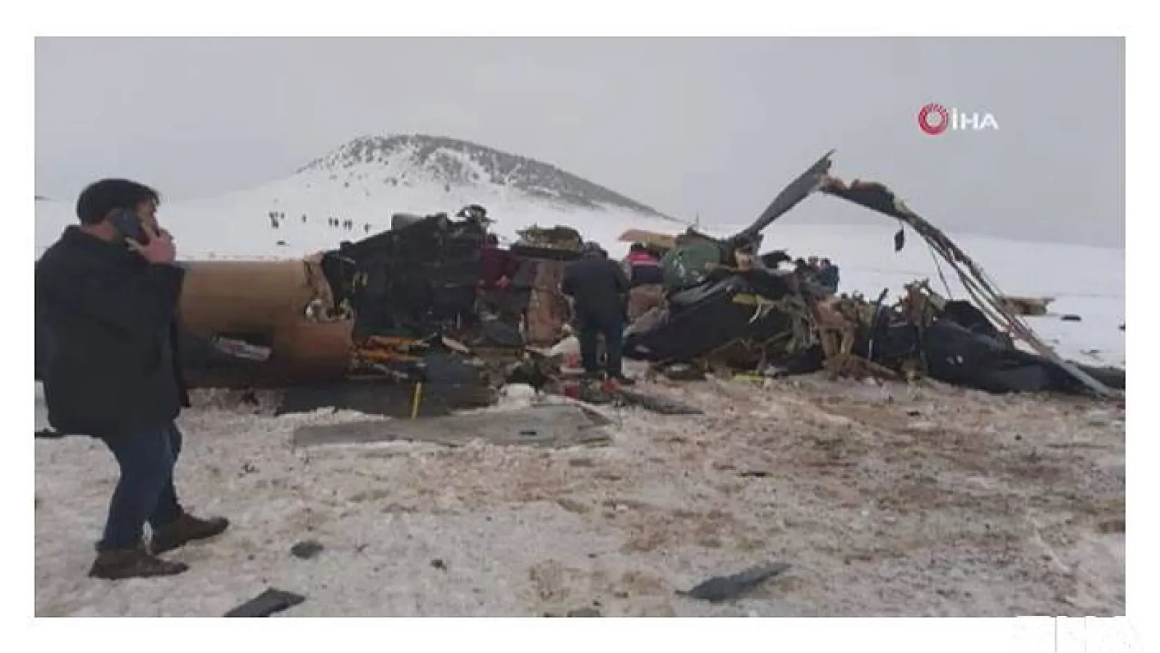 Bitlis'te askeri helikopter düştü: 11 askerimiz şehit oldu