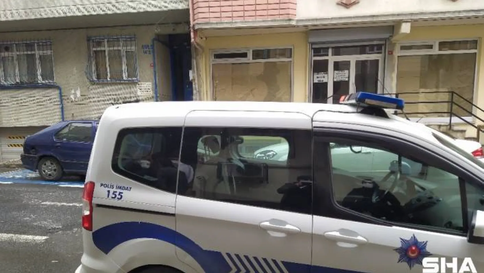 Gaziosmanpaşa'da genç kadın evinde ölü bulundu