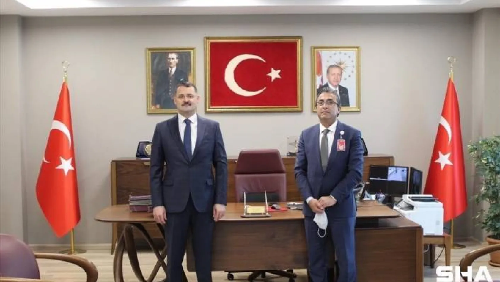 İstanbul Havalimanı'na atanan DHMİ Başmüdürü Sadık Sürücü'den İlker Haktankaçmaz'a ziyaret
