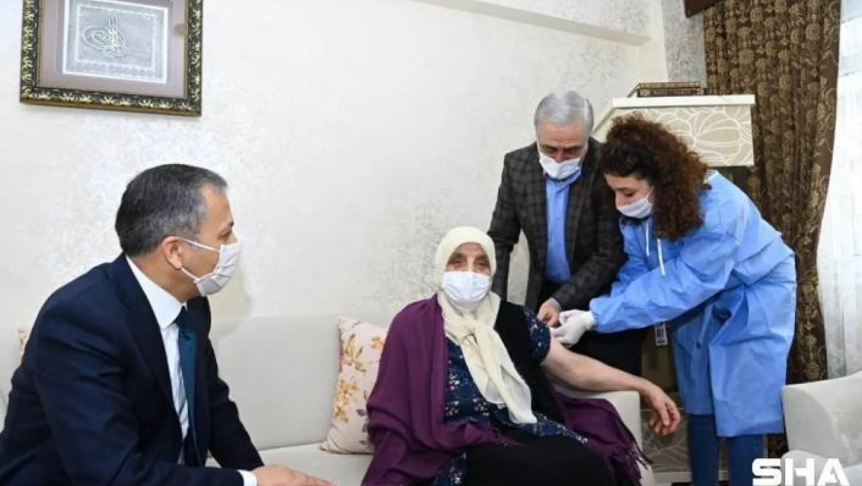 İstanbul Valisi Ali Yerlikaya'dan aşı çağrısı