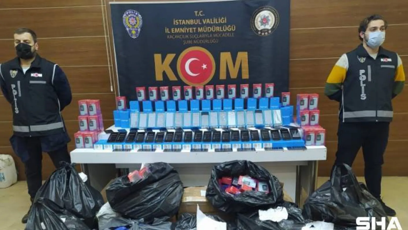 İstanbul'da 4 bin kaçak cep telefonu ele geçirildi