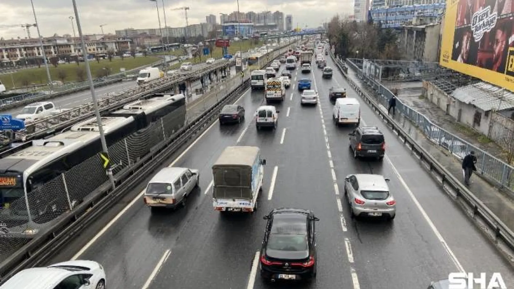 İstanbul'da akşam trafiği yüzde 71 seviyesine çıktı