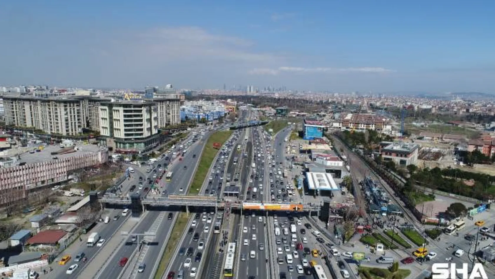 Kısıtlamasız Cumartesi'de İstanbul'da trafik yoğunluğu