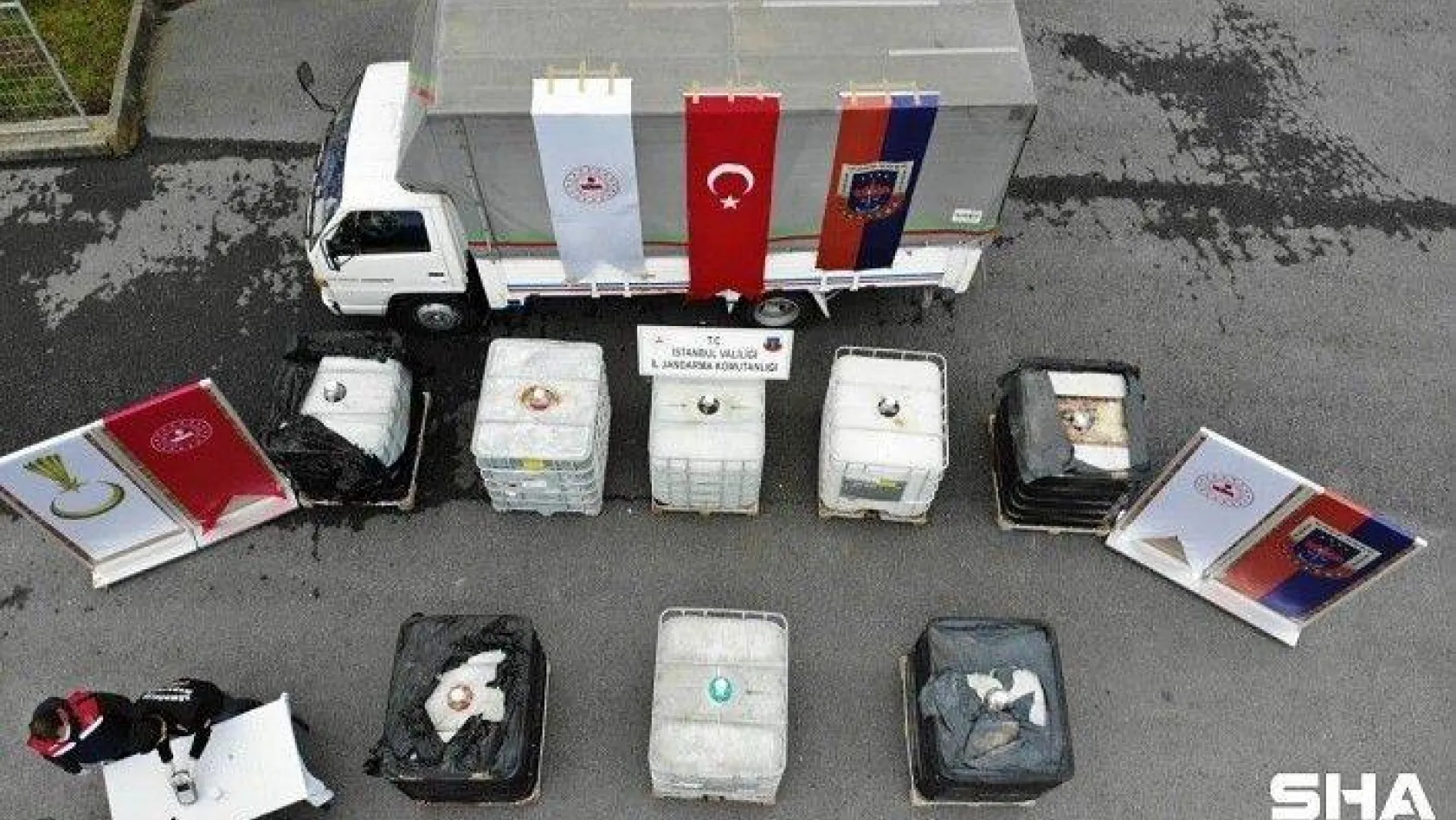 İstanbul'da uyuşturucu imalatında kullanılan 9 ton asetik anhidrit ele geçirildi
