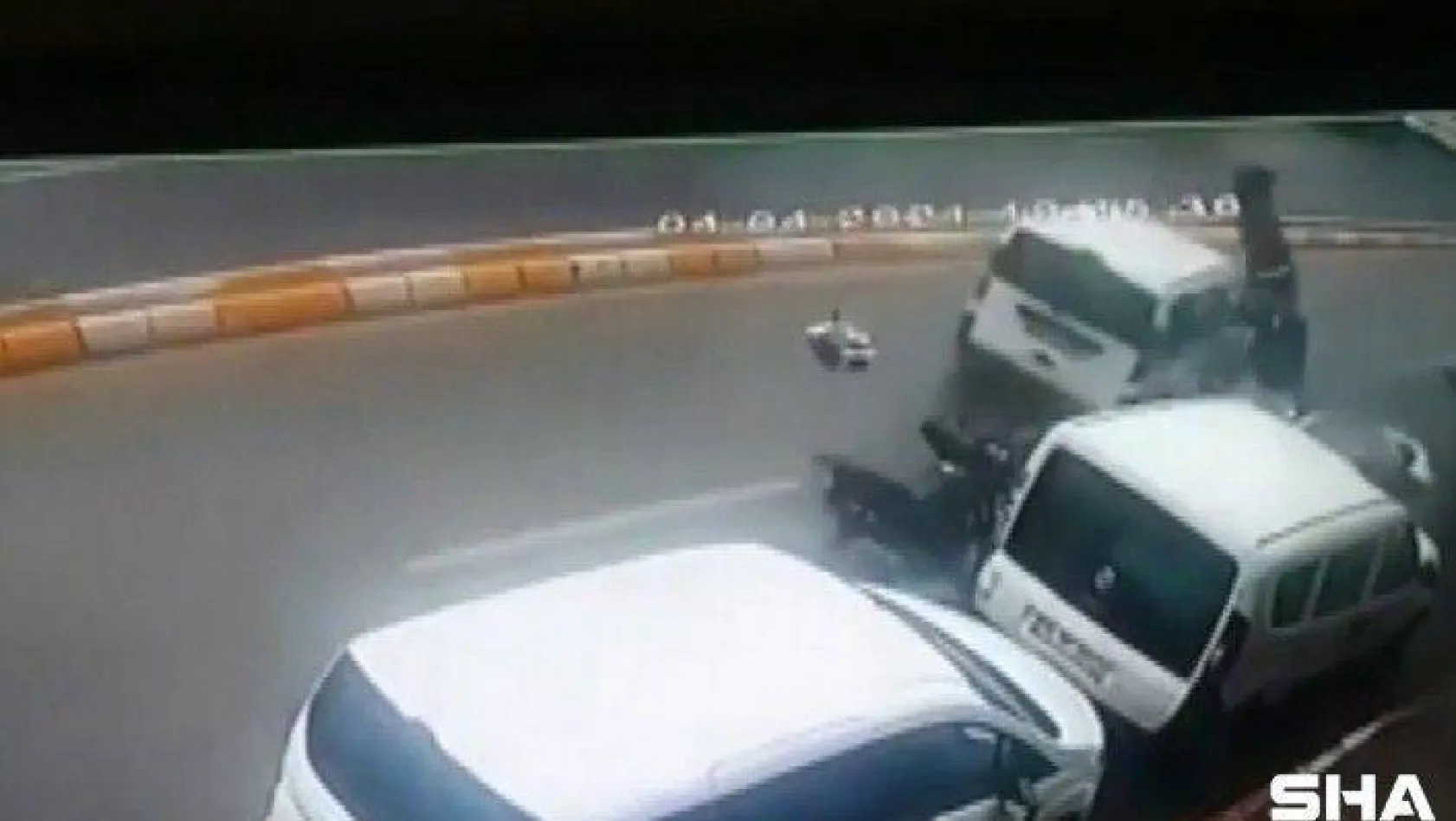 İstanbul'da motosikletli sürücünün feci ölümü kamerada