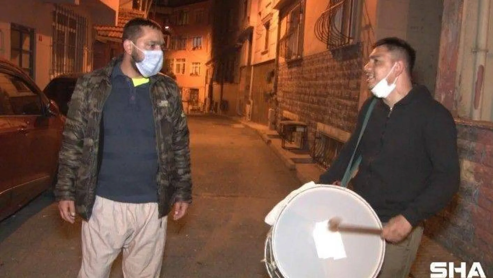 İstanbul'da Ramazan davulcusundan 'korona virüs bestesi'