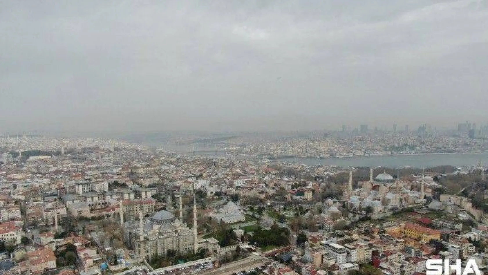 İstanbul'da sabah saatlerinde sis etkili oldu
