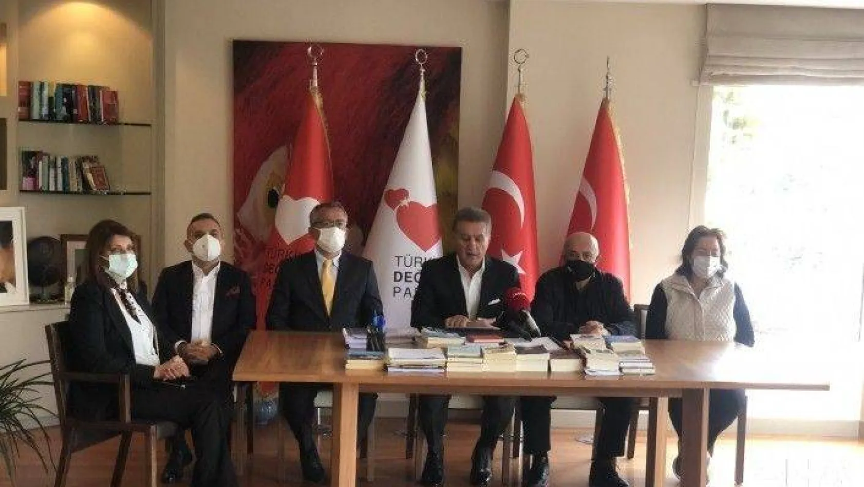 Korona virüsü atlatan Mustafa Sarıgül'den bir aylık kapanma çağrısı