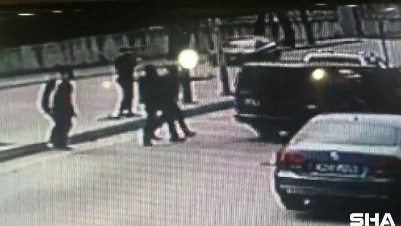 (Özel) Çekmeköy'de kanlı tuzak: 3 otomobil ile cipin önünü kesip silah ve bıçakla saldırdılar