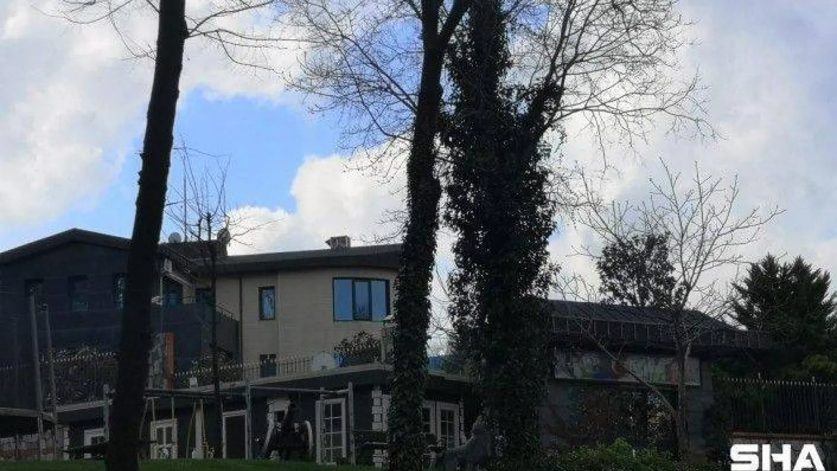 Sedat Peker'in Beykoz'daki villasında polis arama yapıyor
