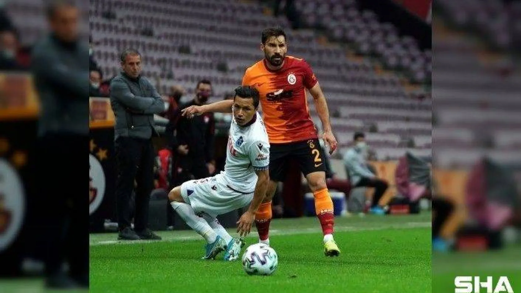 Süper Lig: Galatasaray: 0 - Trabzonspor: 0 (İlk yarı)