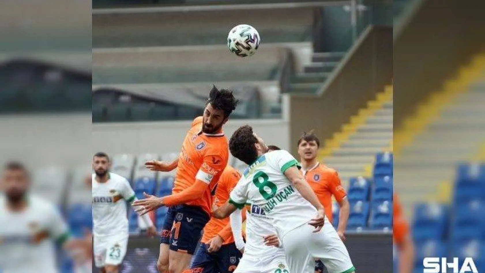 Süper Lig: Medipol Başakşehir: 0 - Aytemiz Alanyaspor: 0 (Maç devam ediyor)