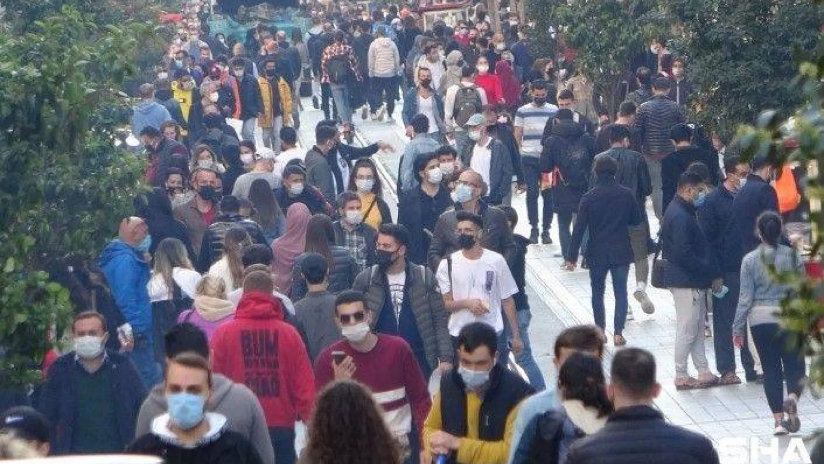 Taksim'deki manzara kısıtlama sonrasında değişmedi