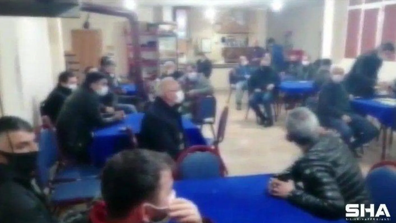 Üsküdar'da kısıtlama gününde kahvehanede toplanan 24 kişiye polis baskını