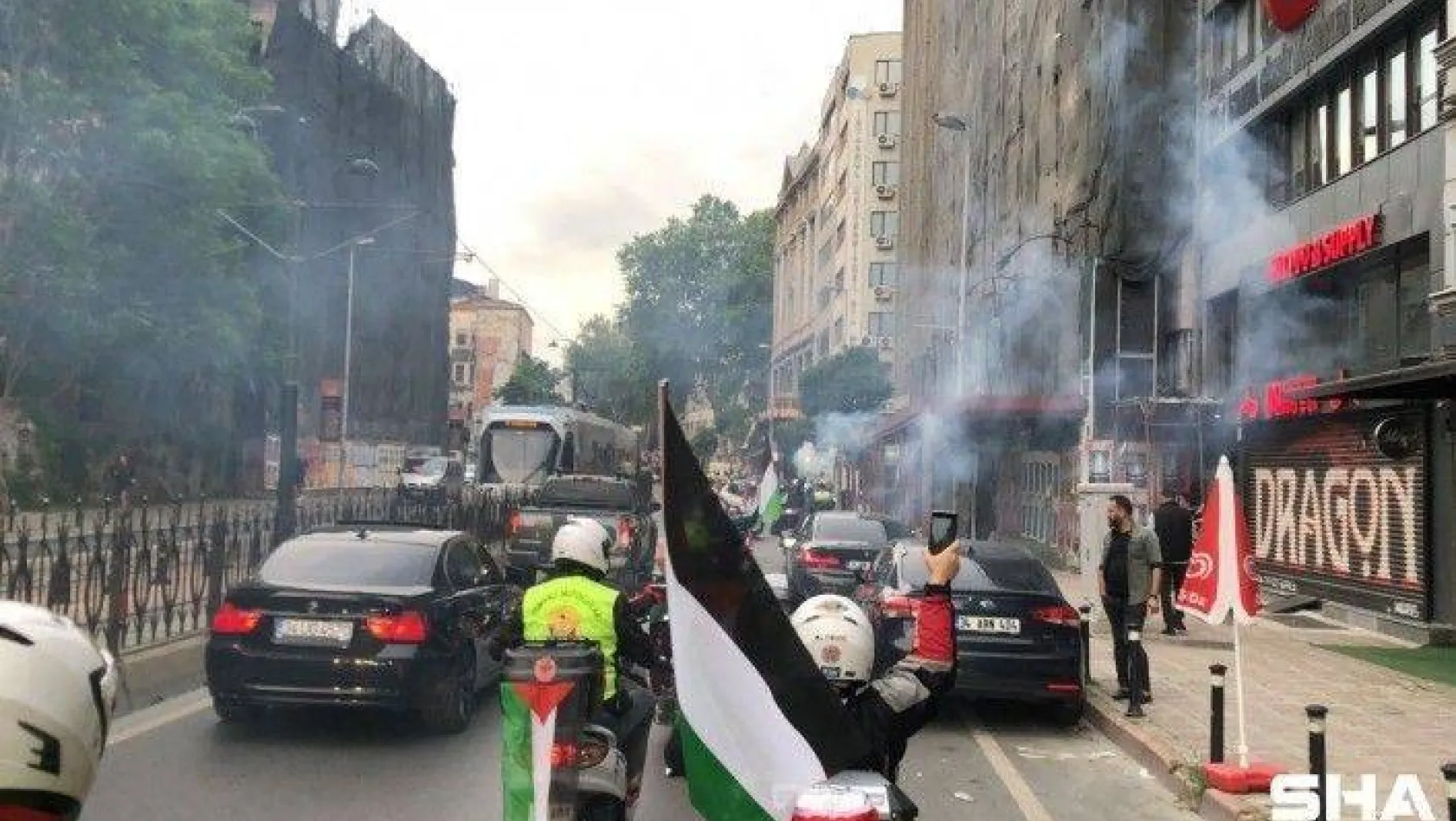 130 motosiklet sürücüsü Filistin için zafer sürüşü gerçekleştirdi