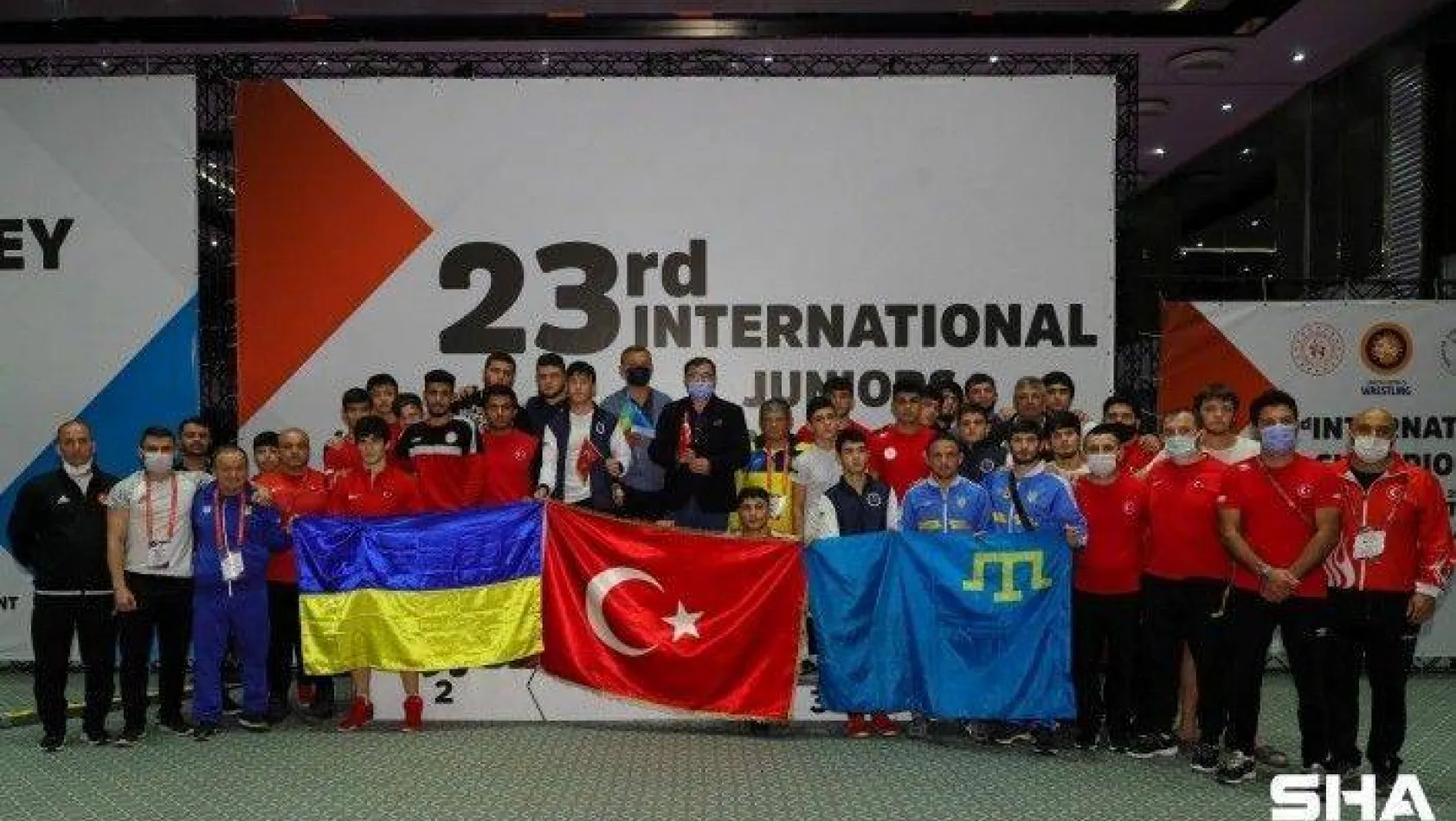 23. Uluslararası Gençler Şampiyonlar Güreş Turnuvası'nda Türkiye şampiyon oldu