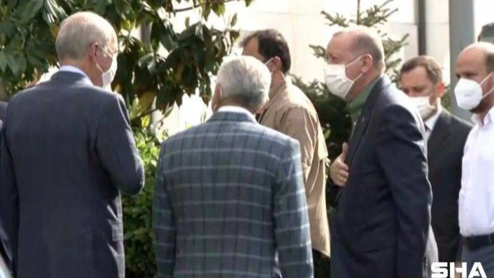 Cumhurbaşkanı Erdoğan, AK Parti İstanbul İl Başkanlığı'na geldi
