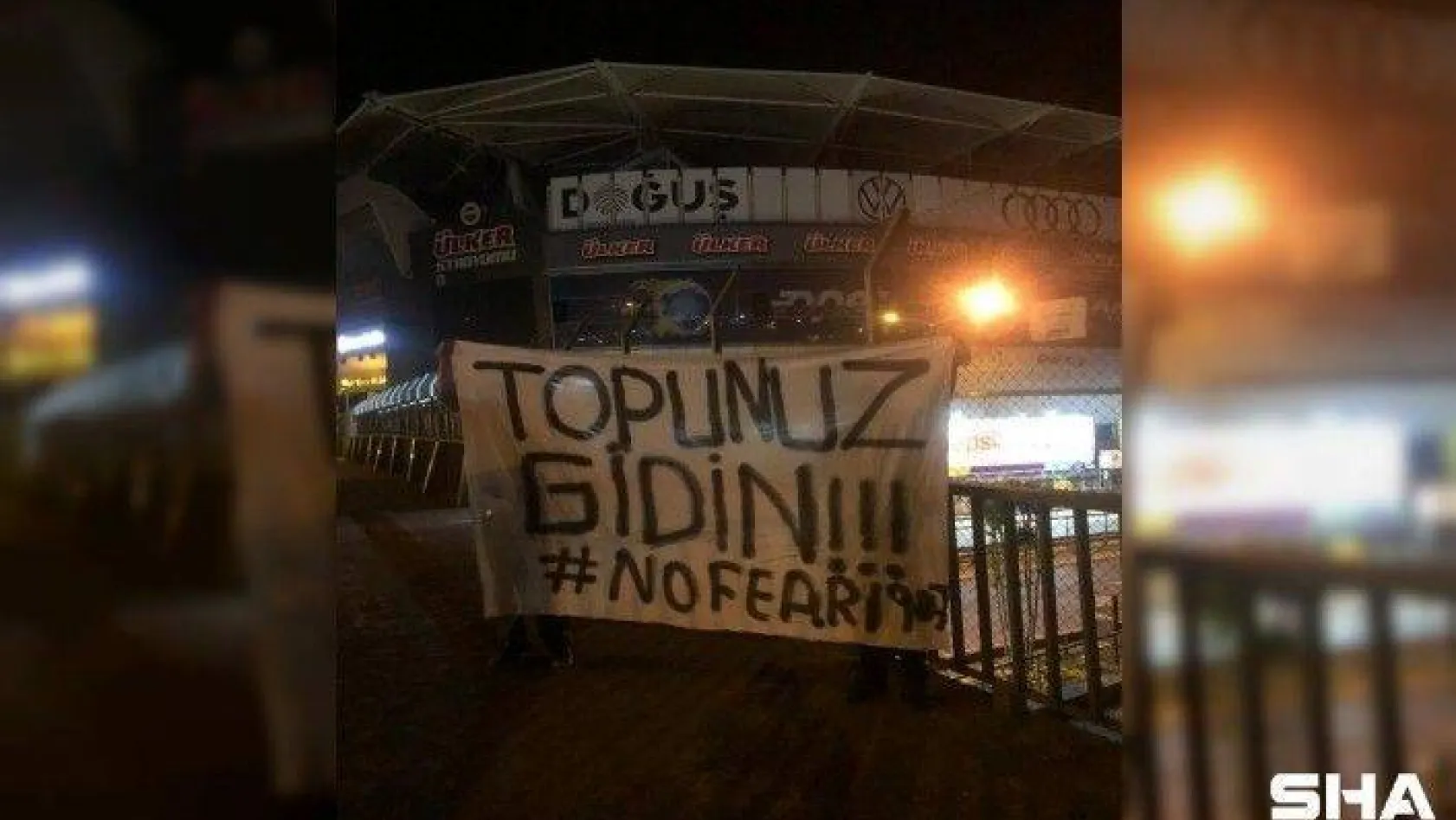 Fenerbahçe Stadı'na tepki parkartı: &quotTopunuz gidin"