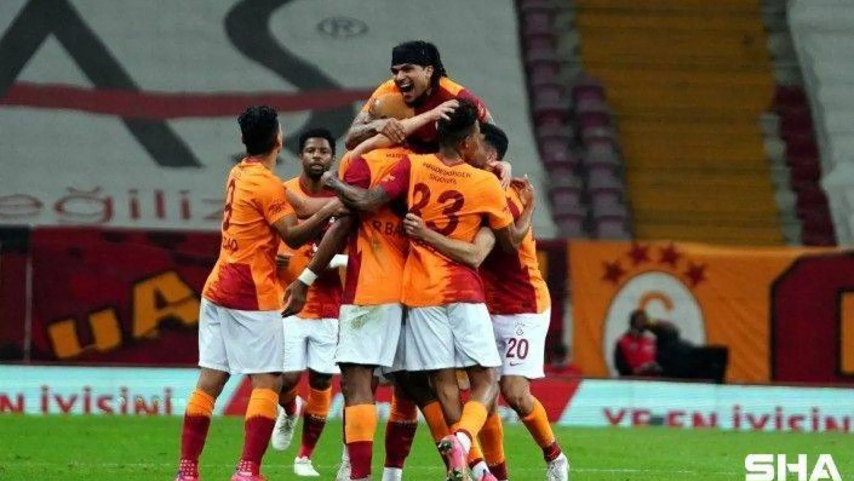 Galatasaray galibiyet serisini 4'e çıkardı