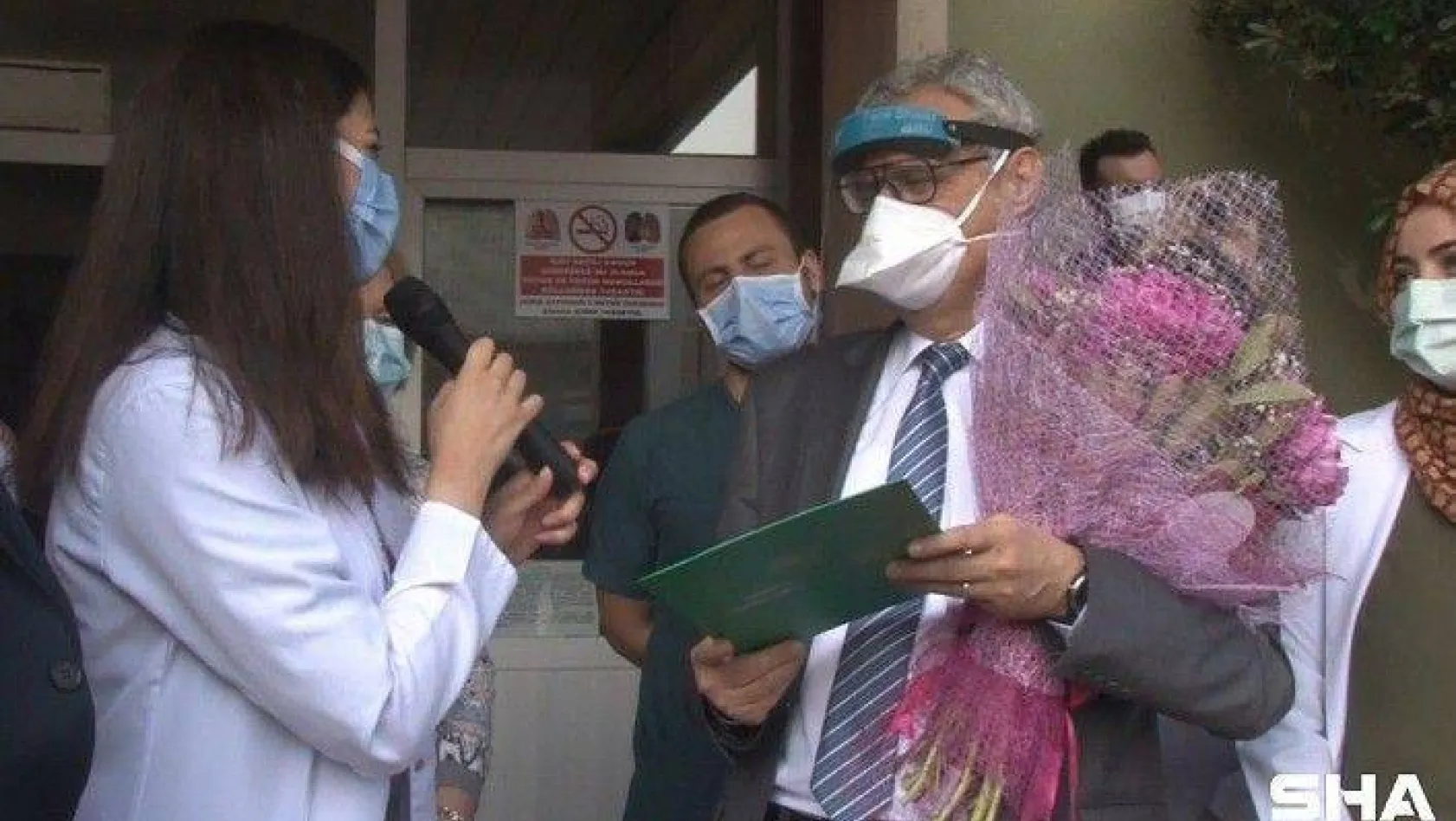 İstanbul Tıp Fakültesi öğrencilerinden hocalarına anlamlı sürpriz