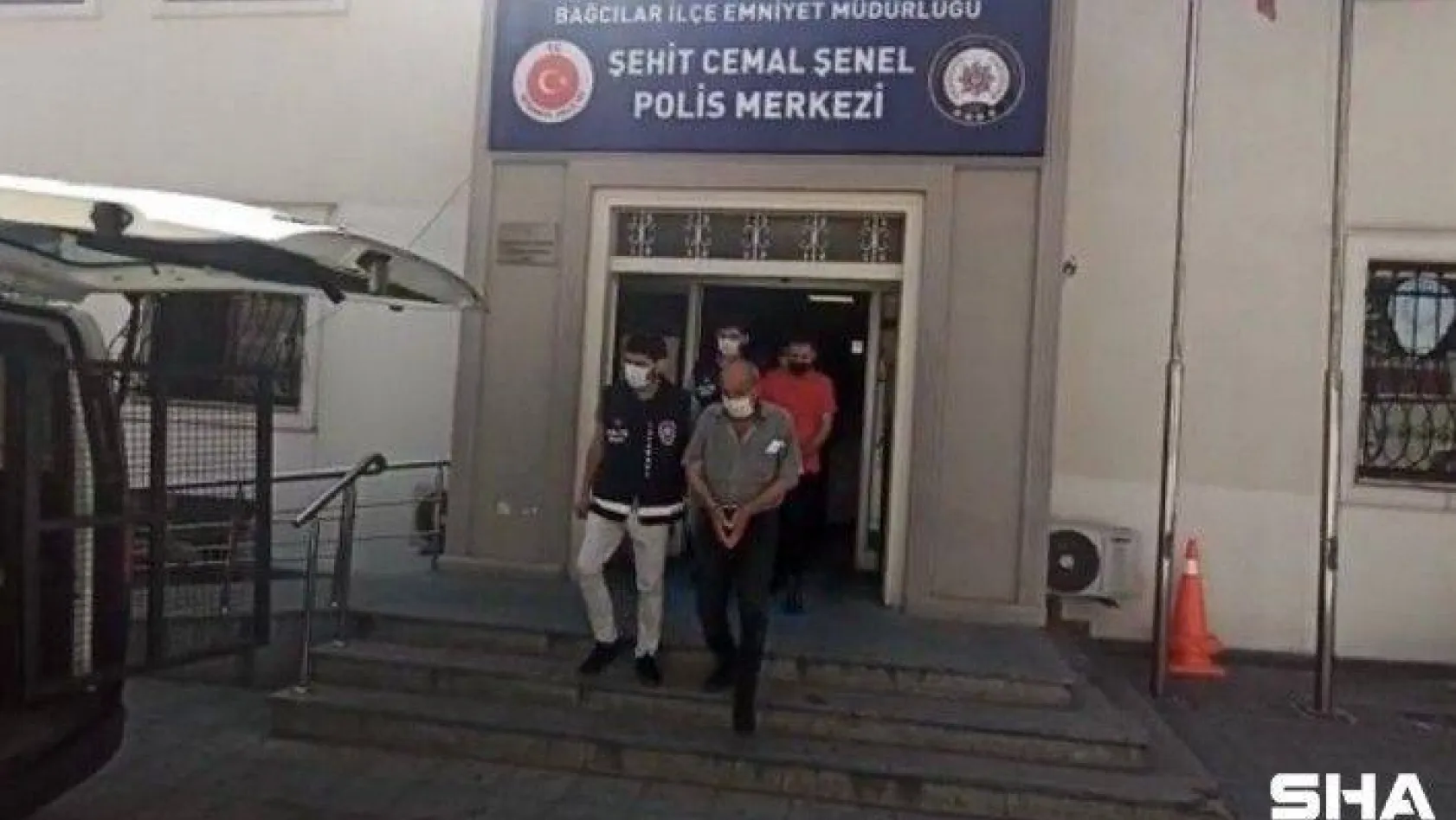 (Özel) İstanbul'da dev 'bonzai' operasyonu: Stepne lastikte ele geçirildi