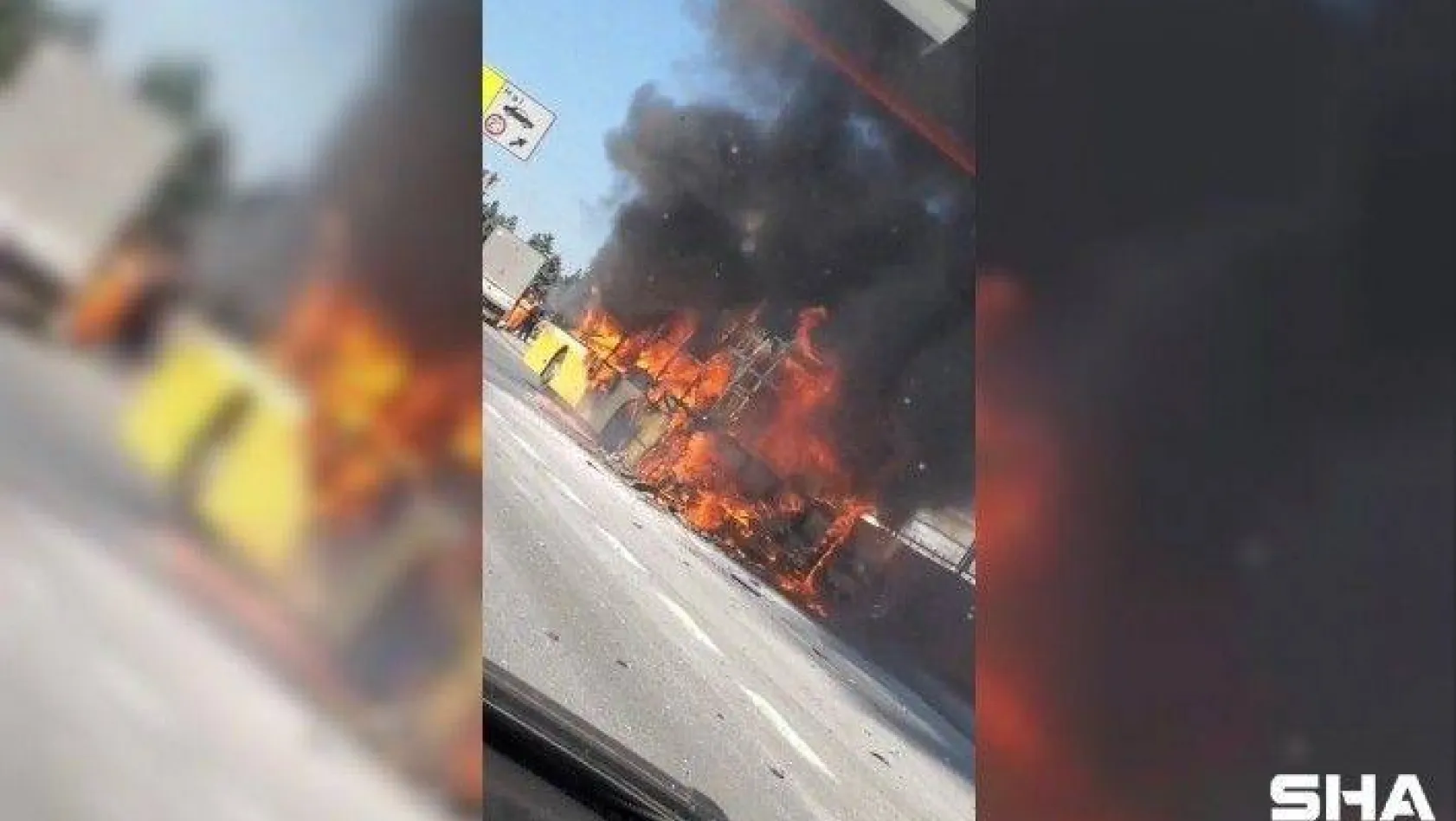 Bayrampaşa'da İETT otobüsü alev alev yandı