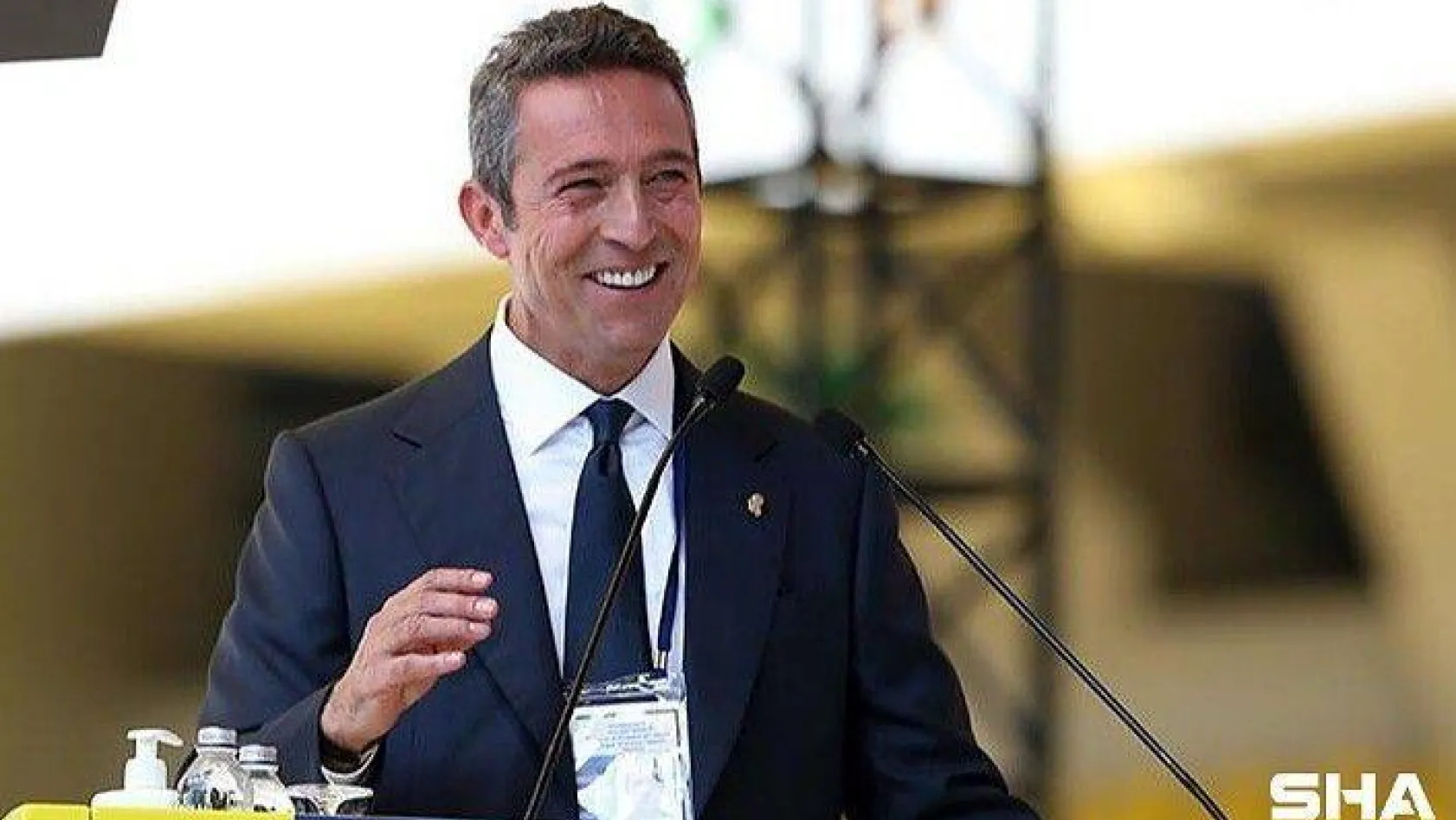 Fenerbahçe'de Ali Koç yeniden başkanlığa seçildi
